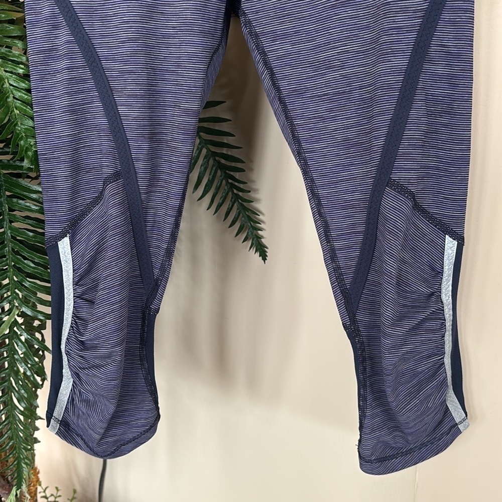 Lululemon RUN: PACE CROP Wee Are From Space Deep Indigo Inkwell Workout Leggings - Picture 3 of 16